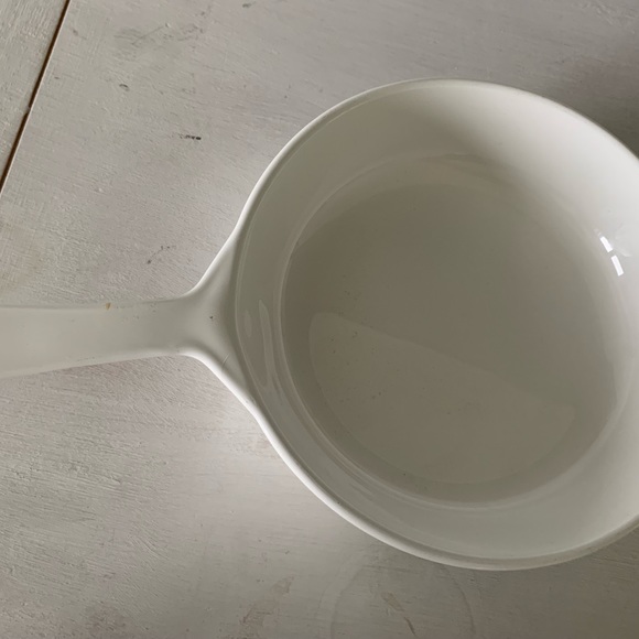 Corningware skillet 6.5 in - Picture 2 of 3